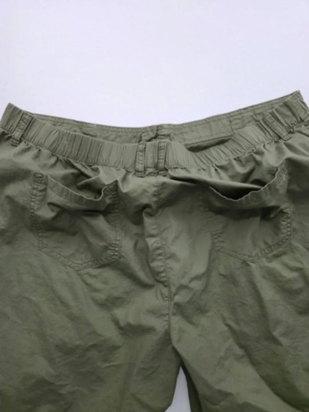 NWOT Liz Claiborne Army Green Utility Shorts 18W